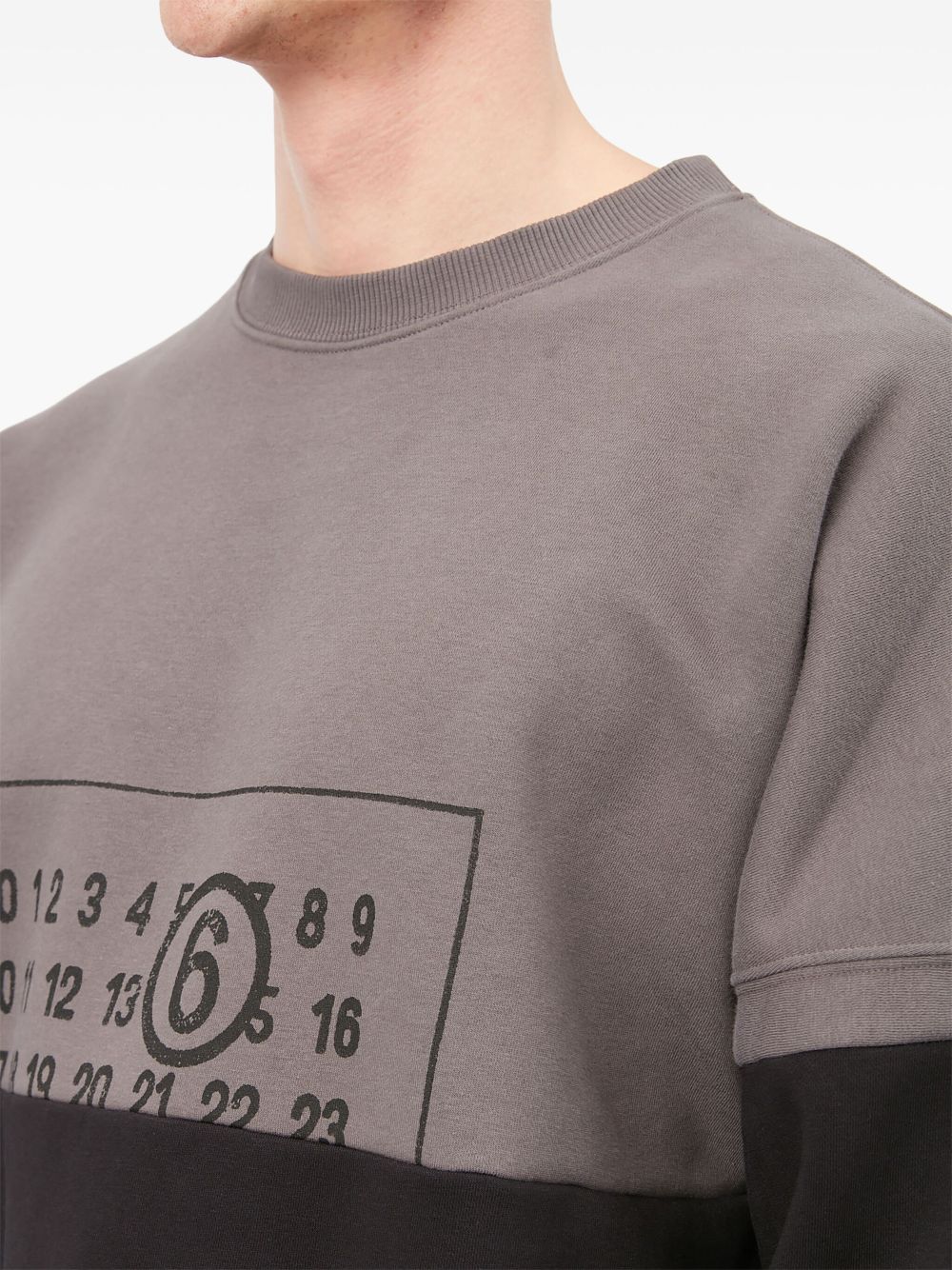 MM6 Maison Margiela Numbers-motif crew-neck sweatshirt Men