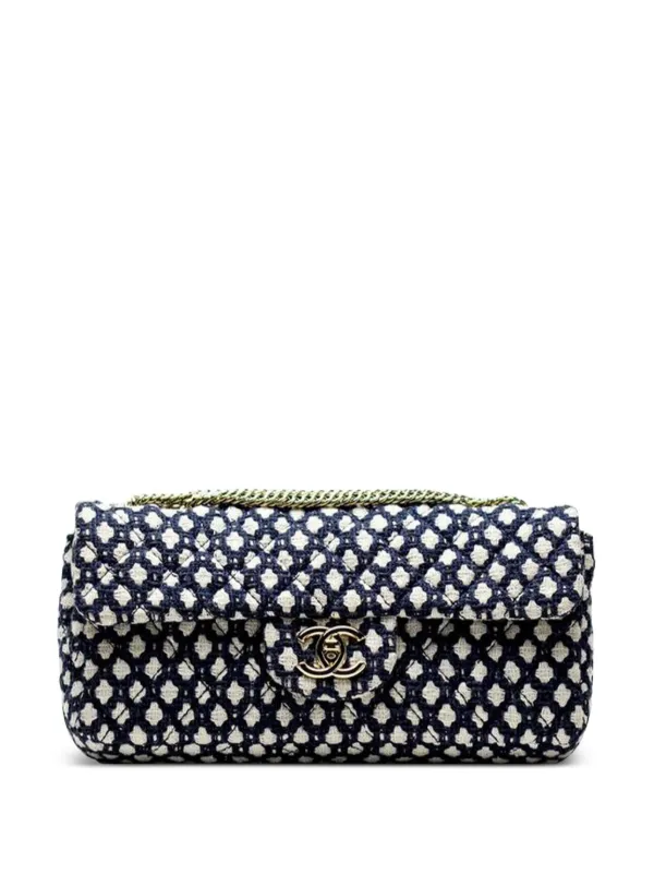 Chanel Pre-owned 2008 Small Classic Flap Shoulder Bag in Blue
