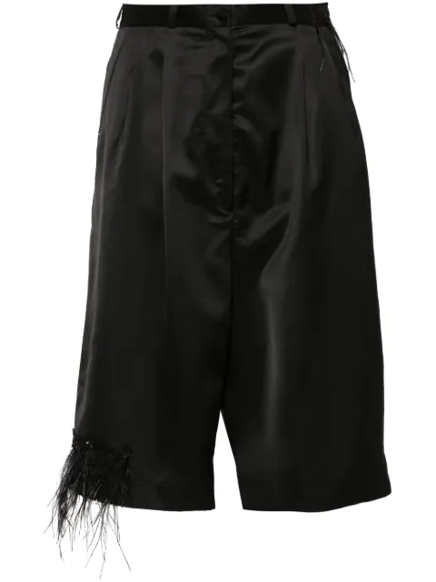 Almaz shorts de vestir con detalle de plumas