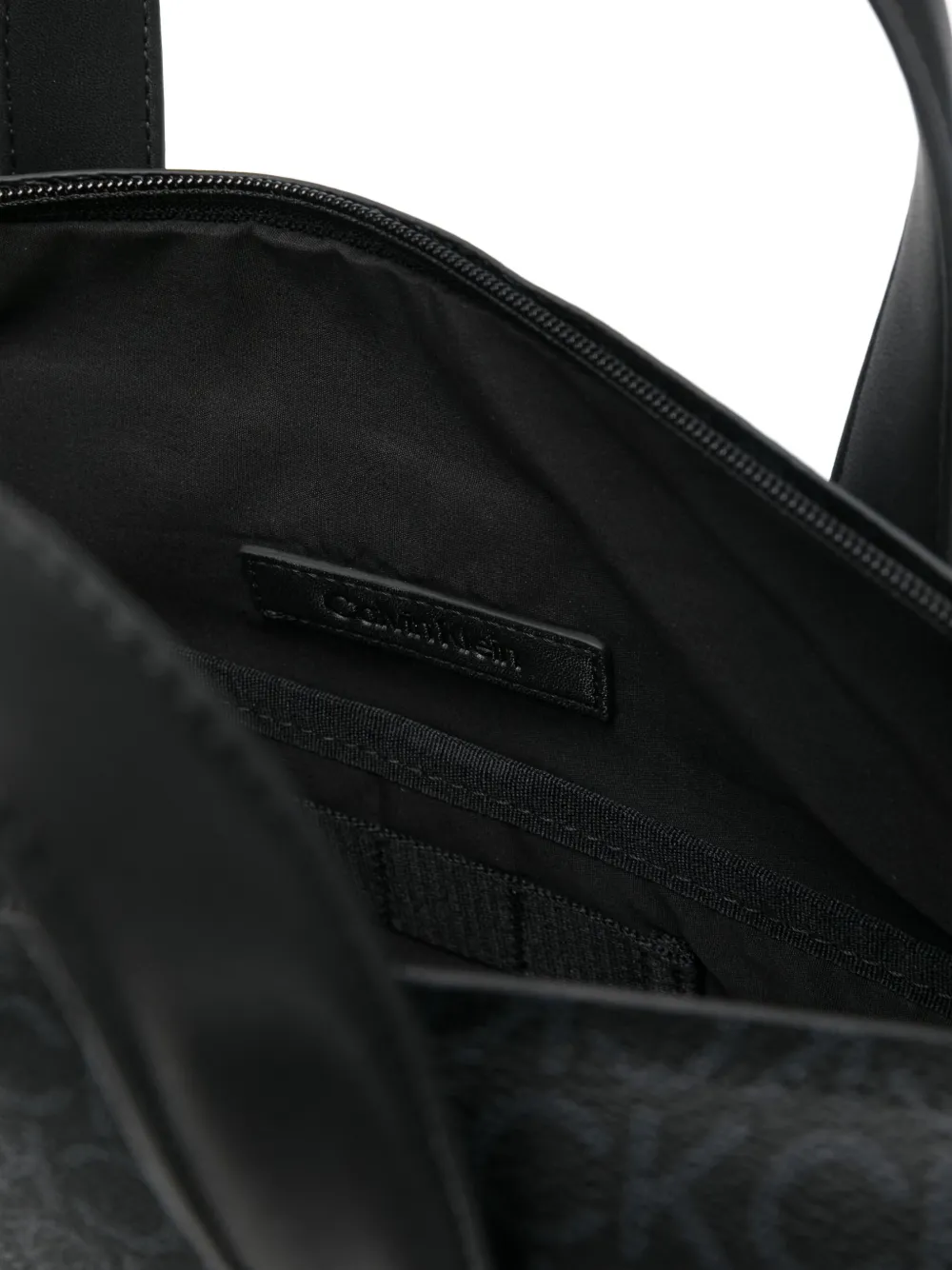 Calvin Klein Must laptoptas Zwart