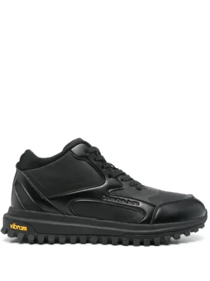 C R N ❤︎ Calvin Klein Jeans debossed-logo Leather Sneakers | Black