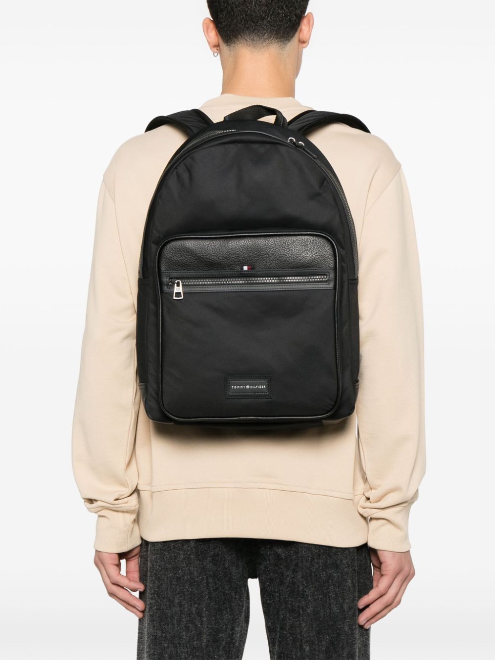 Tommy Hilfiger logo-patch backpack - Zwart