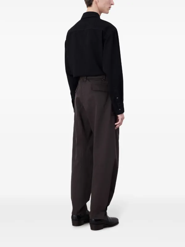 【関税込み】LEMAIRE ブラウン テーパードパンツ LEMAIRE Twisted テーパードパンツ | ブラウン | FARFETCH JP
