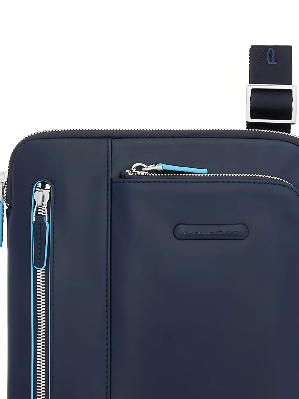 PIQUADRO Messengertas met rits en logoplakkaat Blauw