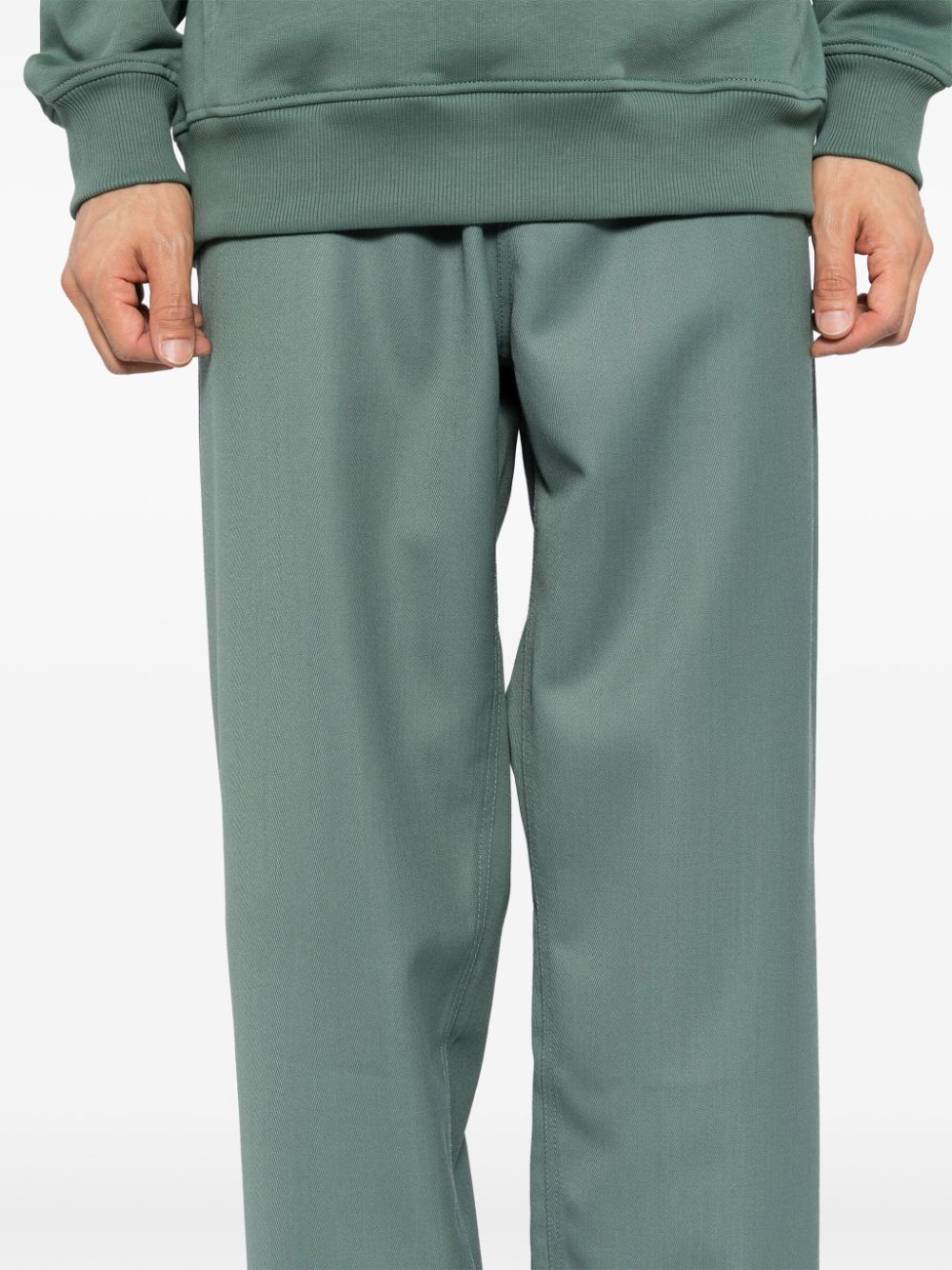 Shop Drôle De Monsieur Le Pantalon Baggy In Green