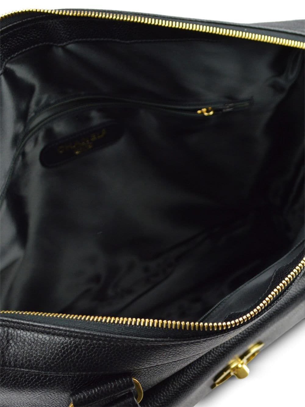 Pre-owned Chanel Cc 旋扣手提包（1995年典藏款） In Black