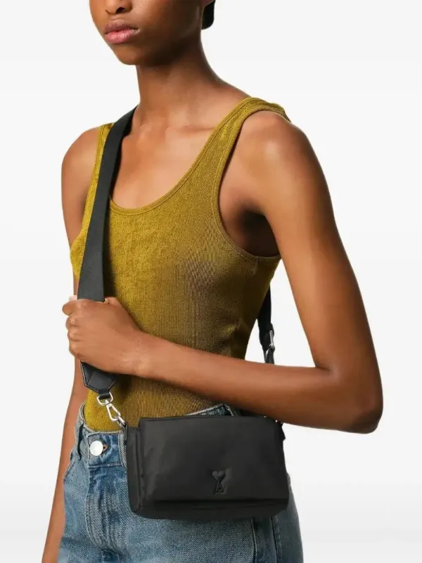 AMI PARIS Ami de Coeur ショルダーバッグ AMI Paris Ami De Coeur ショルダーバッグ | ブラック | FARFETCH JP