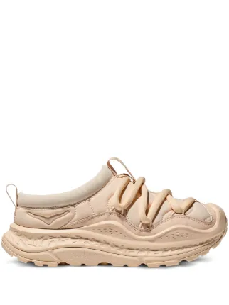 HOKA