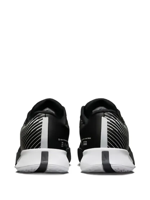 nike vapor black 2.0