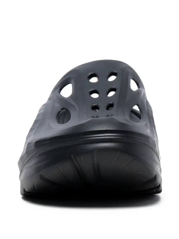 HOKA リカバリー スリッポン ブラック HOKA リカバリー スリッポン ブラック