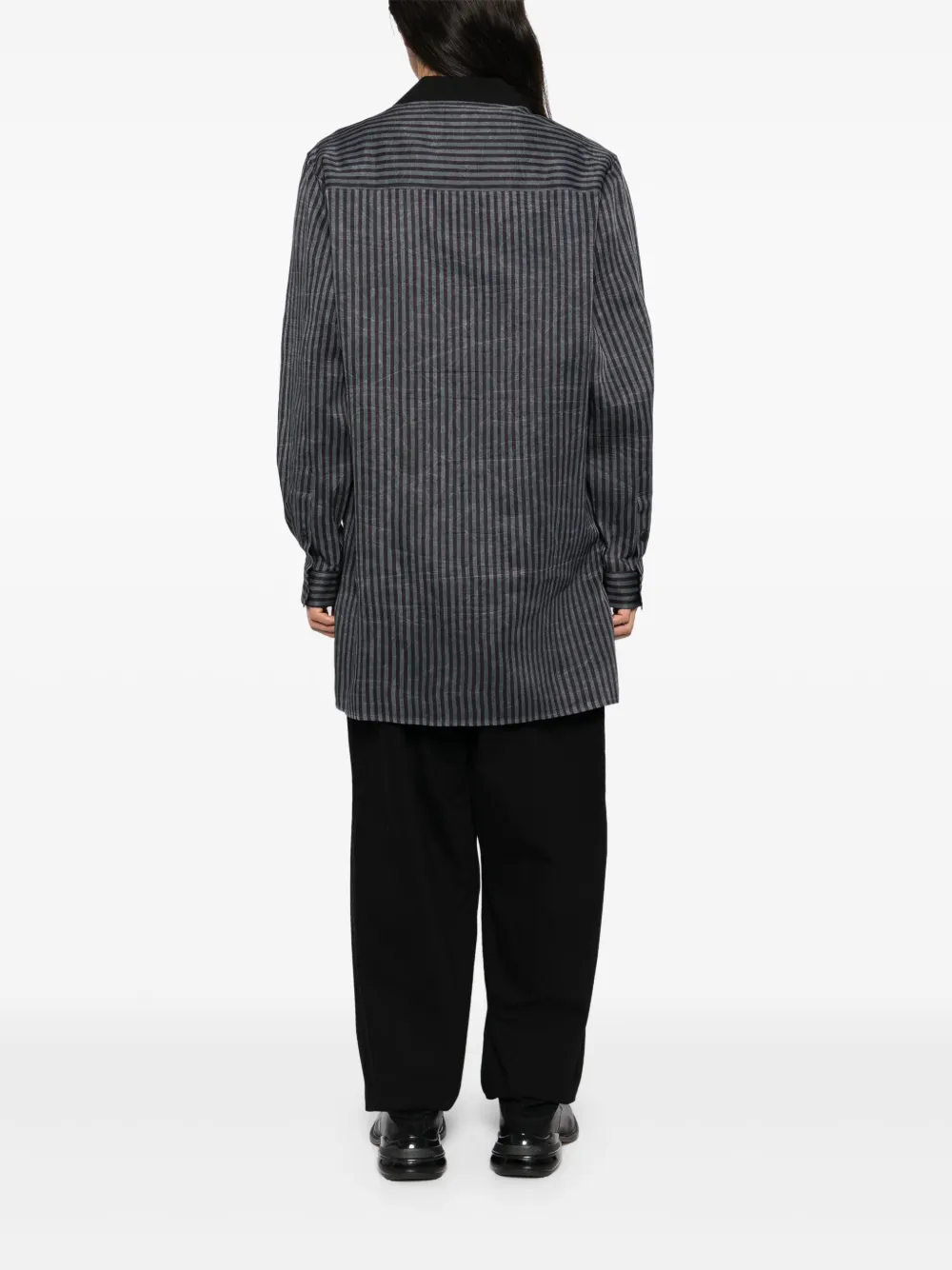 Yohji Yamamoto Gestreept overhemd met open kraag Zwart