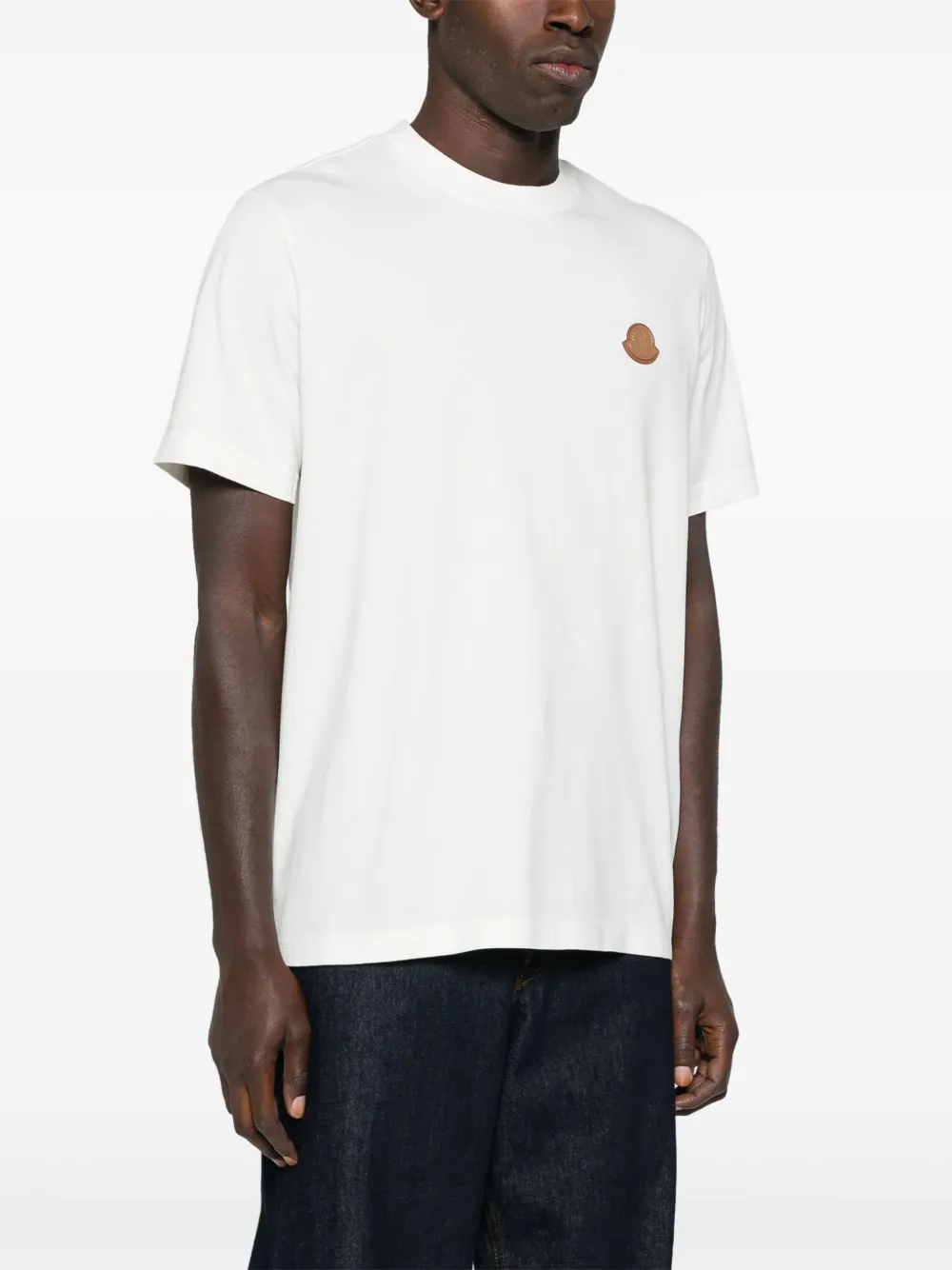 Moncler T-shirt met logopatch Beige