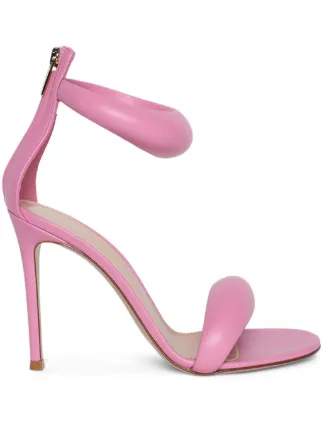 【雑誌掲載】Gianvito Rossi アンクルストラップ105mm 23984516_54173167_600.jpg