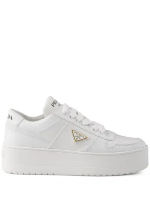 Prada Baskets pour femme FARFETCH