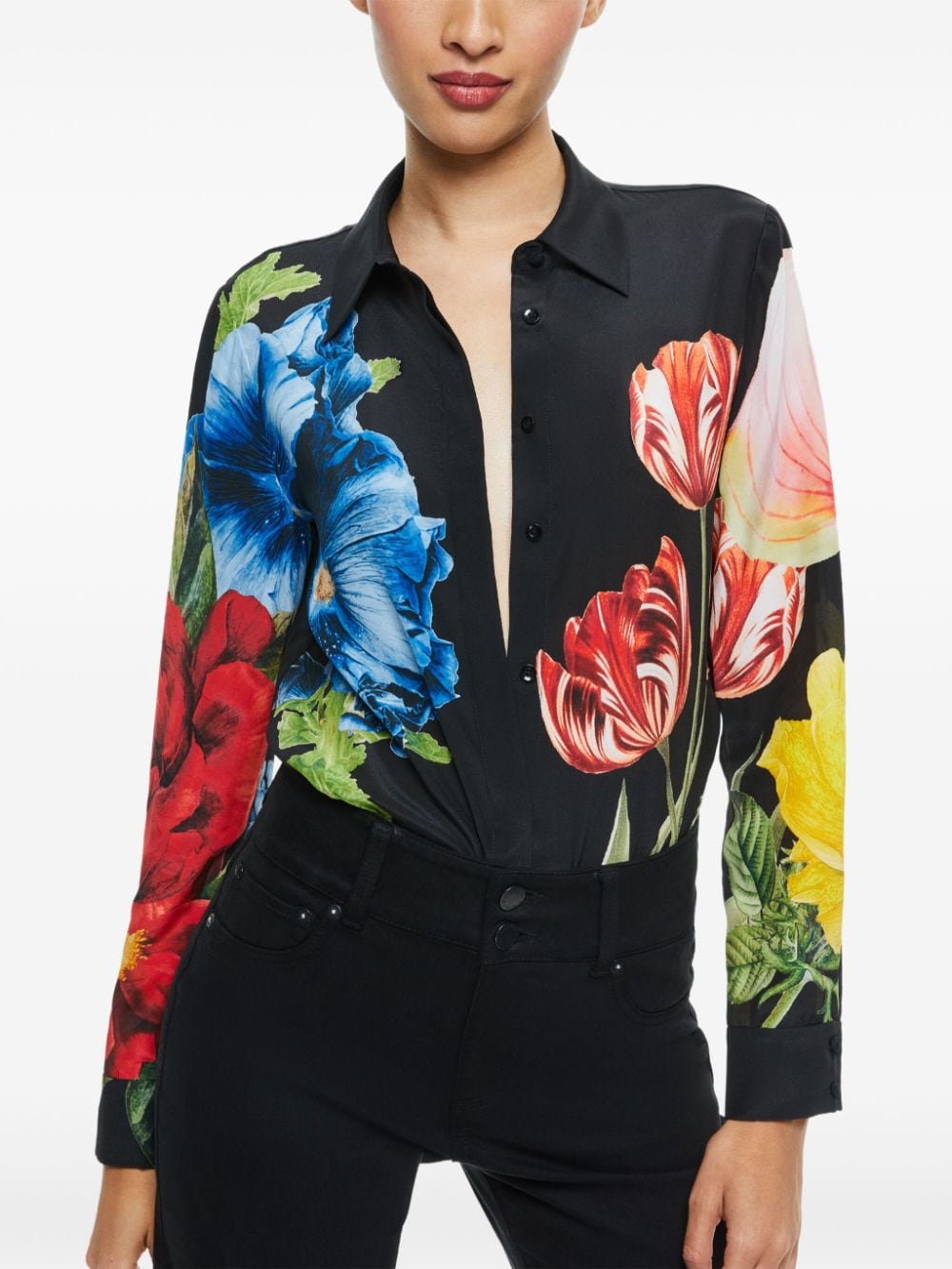 Shop Alice And Olivia Willa Floral-print Silk-twill Shirt In Black