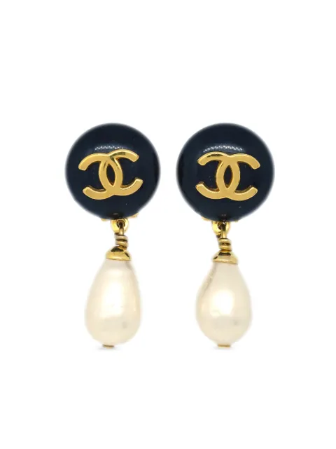 CHANEL Pre-Owned 1996 CC faux-pearl clip-on earrings