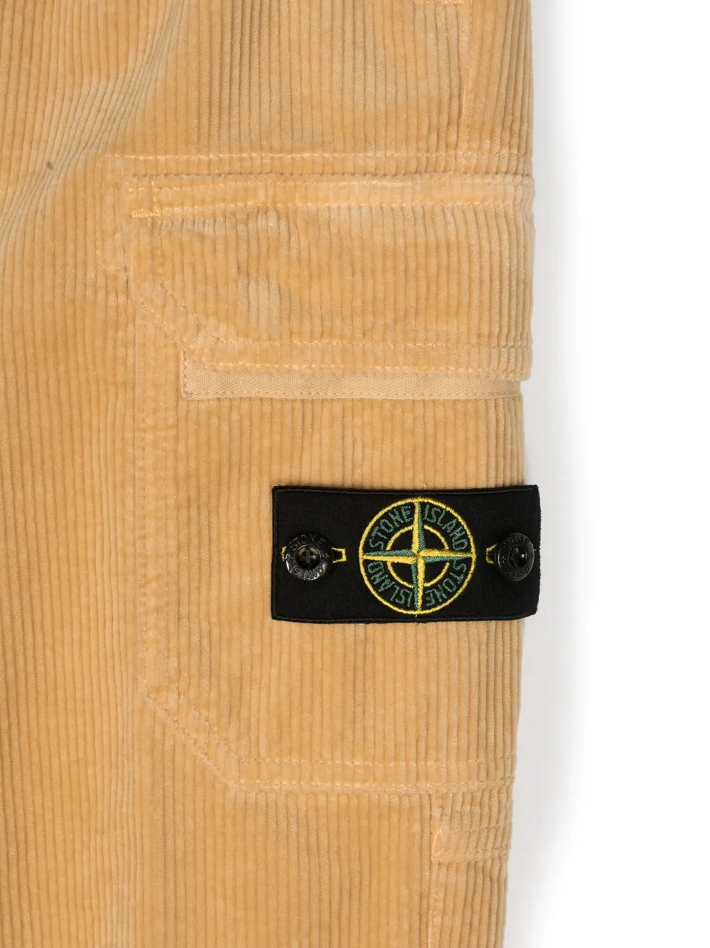 Stone Island Junior Ribfluwelen broek met toelopende pijpen en Compass-logopatch Geel