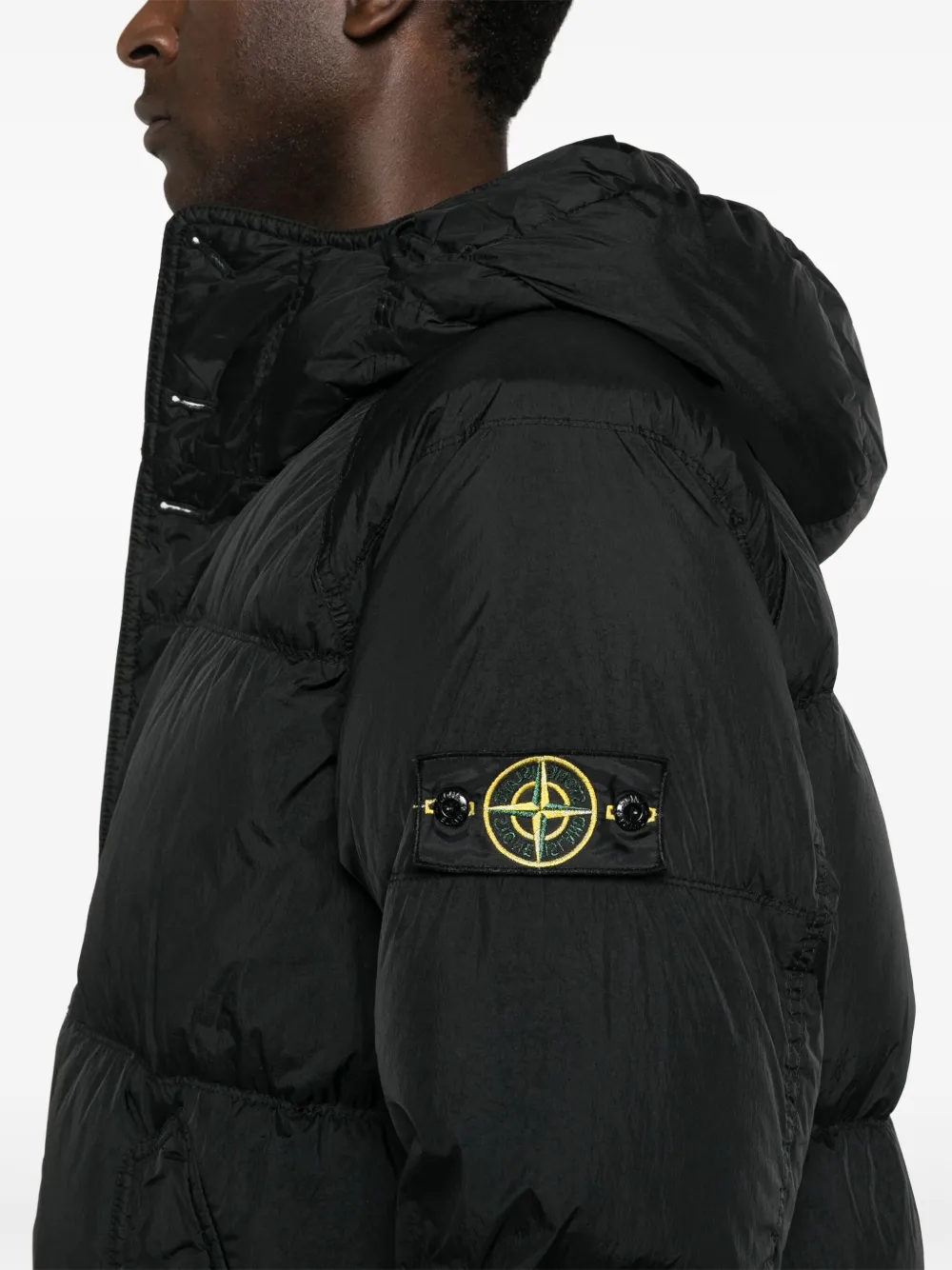 Stone Island Gewatteerde jas met capuchon en Compass-logopatch Zwart