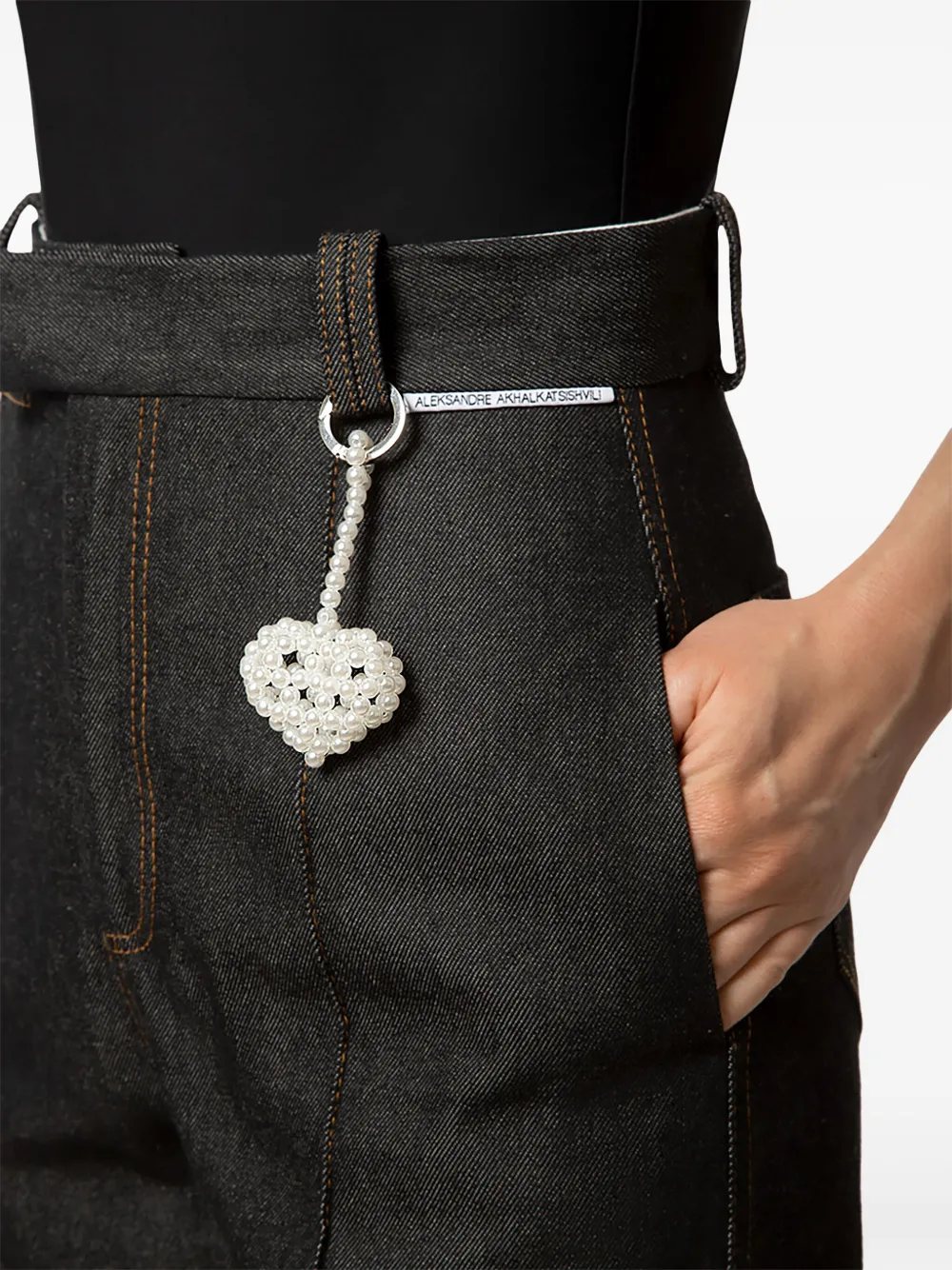 0711 Heart-shaped Beaded Keychain In White
