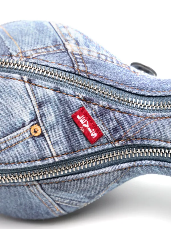 トートバッグ ANDERSSON BELL LEVIS X ADSB VASO BAG 5MM049 Andersson Bell x Levis Vaso Shoulder Bag | Blue | FARFETCH