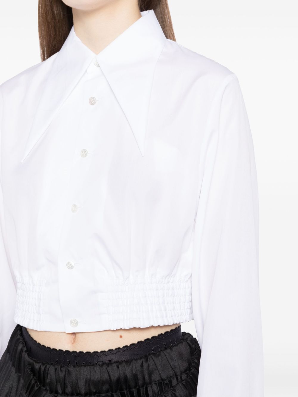 Shop Noir Kei Ninomiya Oversized-collar Cropped Shirt In Weiss