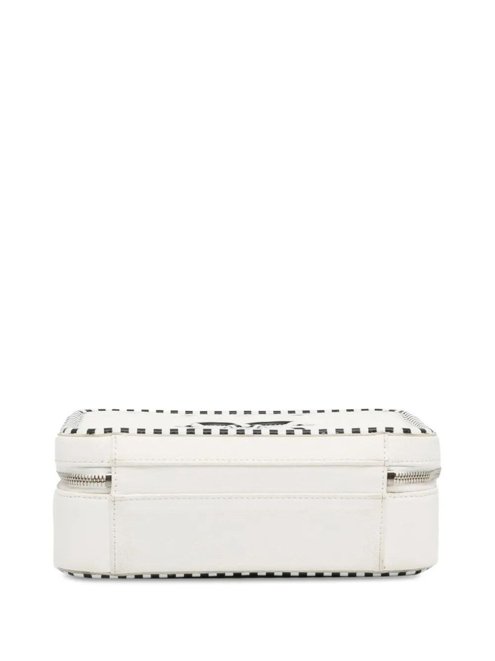 Pre-owned Chanel 2019 Medium Caviar Cc Filigree Vanity Case Satchel In 白色