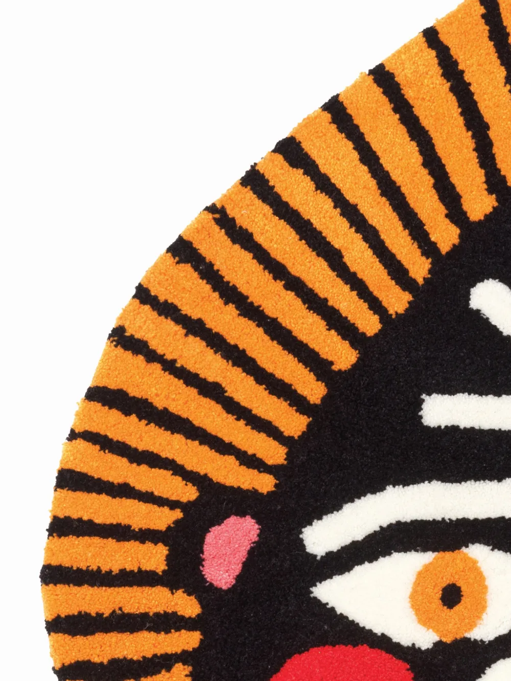 Qeeboo Oggian Drillo animal-shaped carpet (94cm x 66cm) | Rugs | Image 2