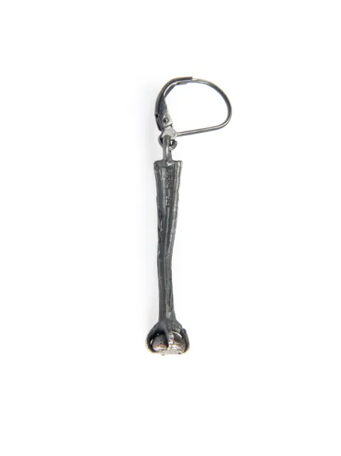 Detaj sculpted dangle single earring