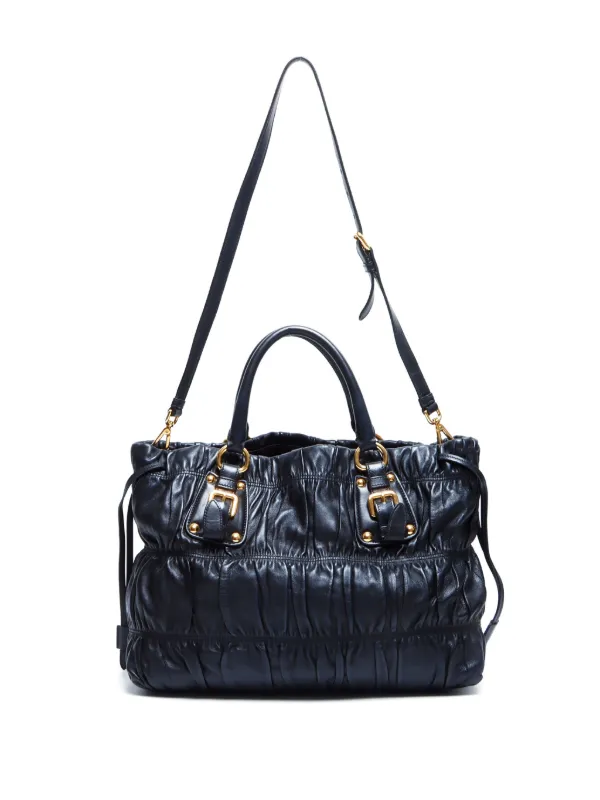 Prada Pre-Owned Gaufre ショルダーバッグ | ブラック | FARFETCH JP