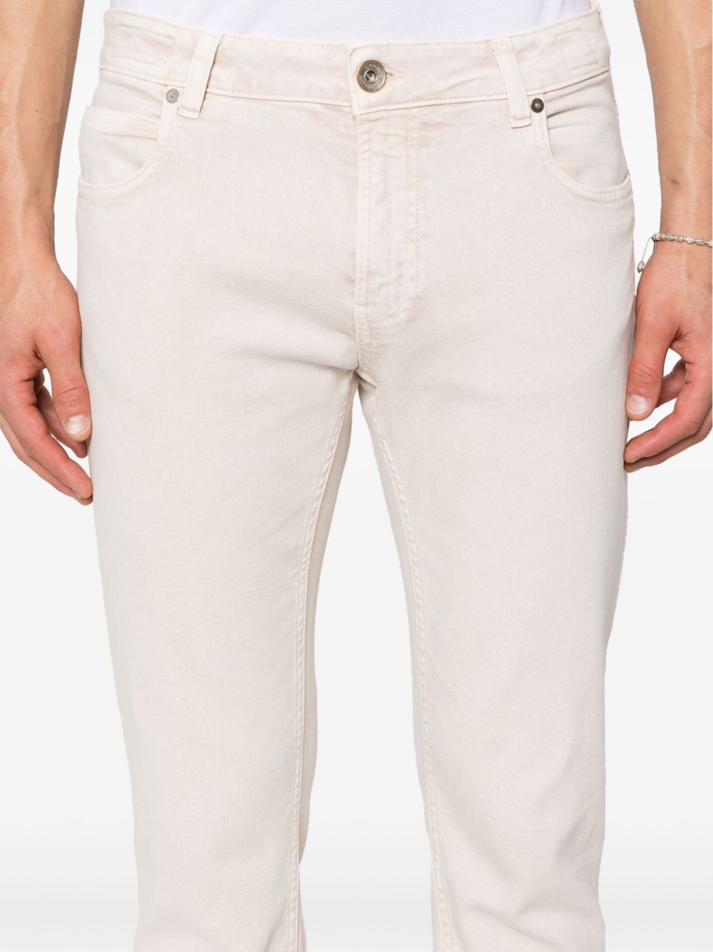 Shop Eleventy Low-rise Tapered Jeans In Neutrals