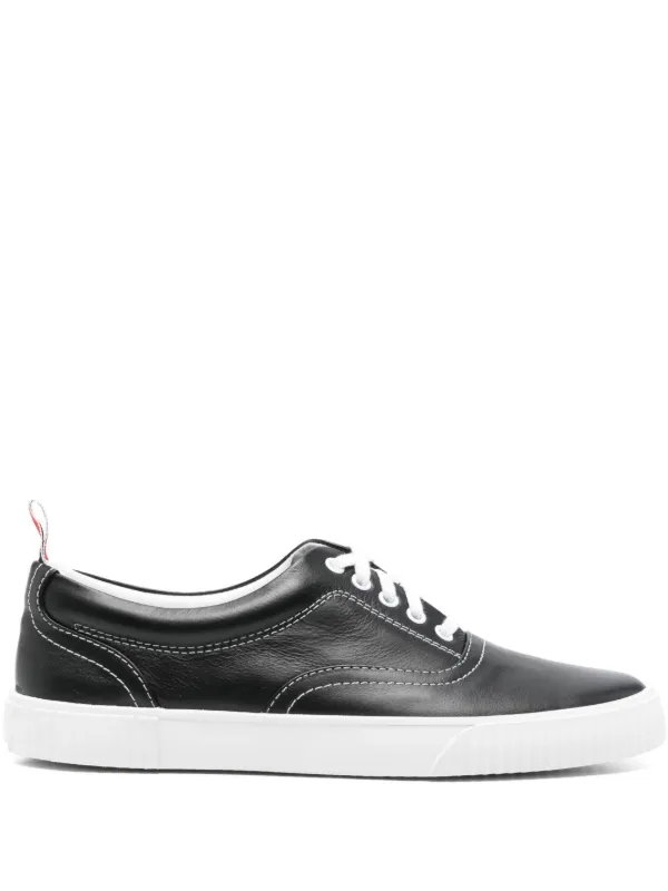 【送料&関税込】Thom Browne heritage Black Sneakers With Log 24038778_56715920_600.jpg