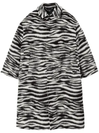 Marc Jacobs The Zebra コート | ブラック | FARFETCH JP Marc Jacobs The Zebra コート | ブラック | FARFETCH JP