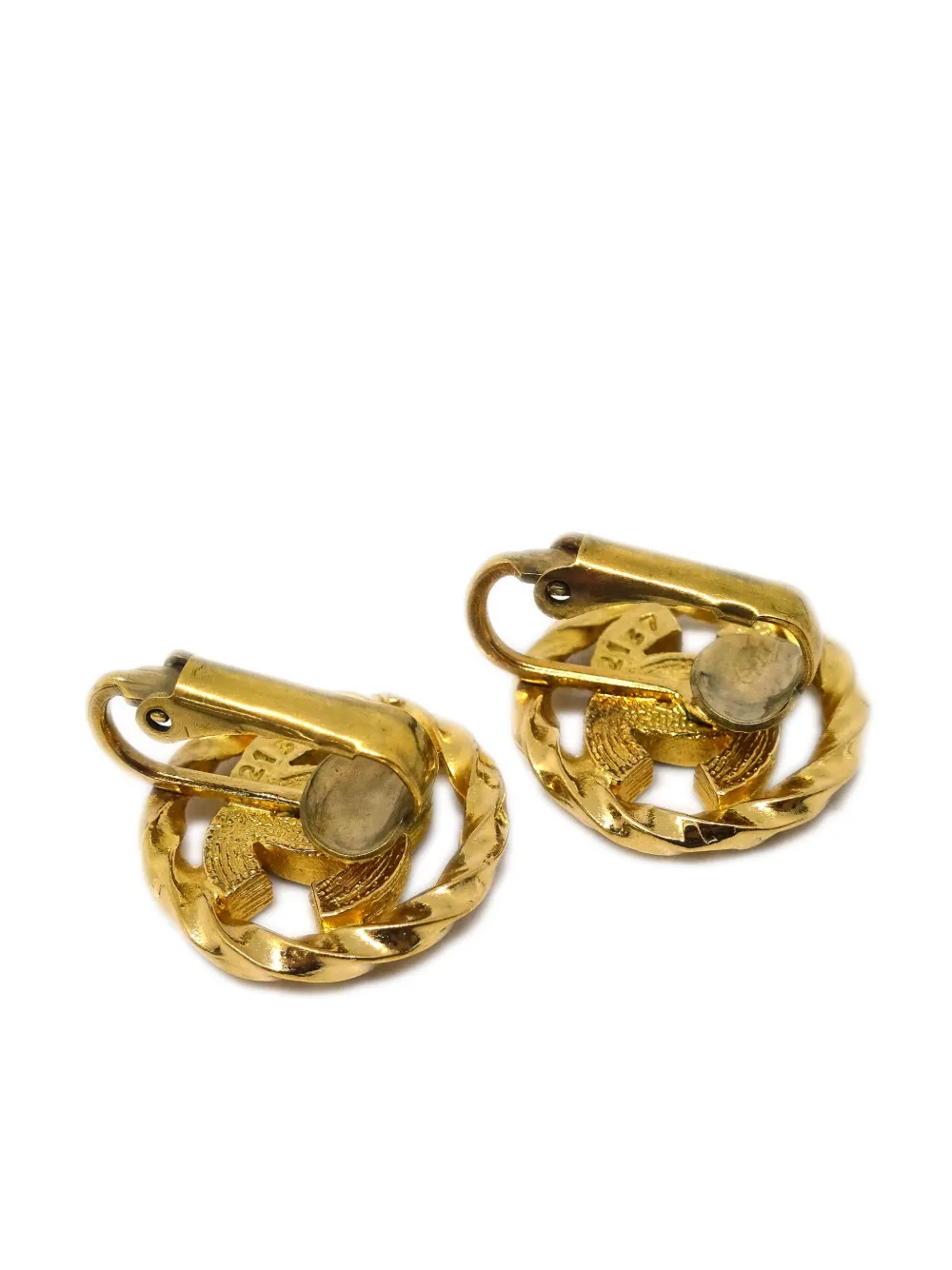 Pre-owned Chanel 1990-2000s Cc Button Clip-on Earrings In Gold