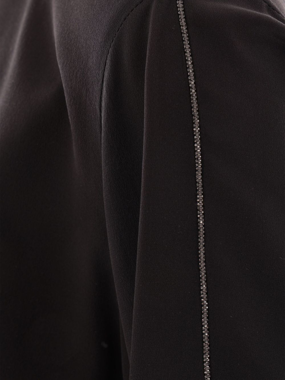 Brunello Cucinelli Zijden blouse met hoge hals Zwart