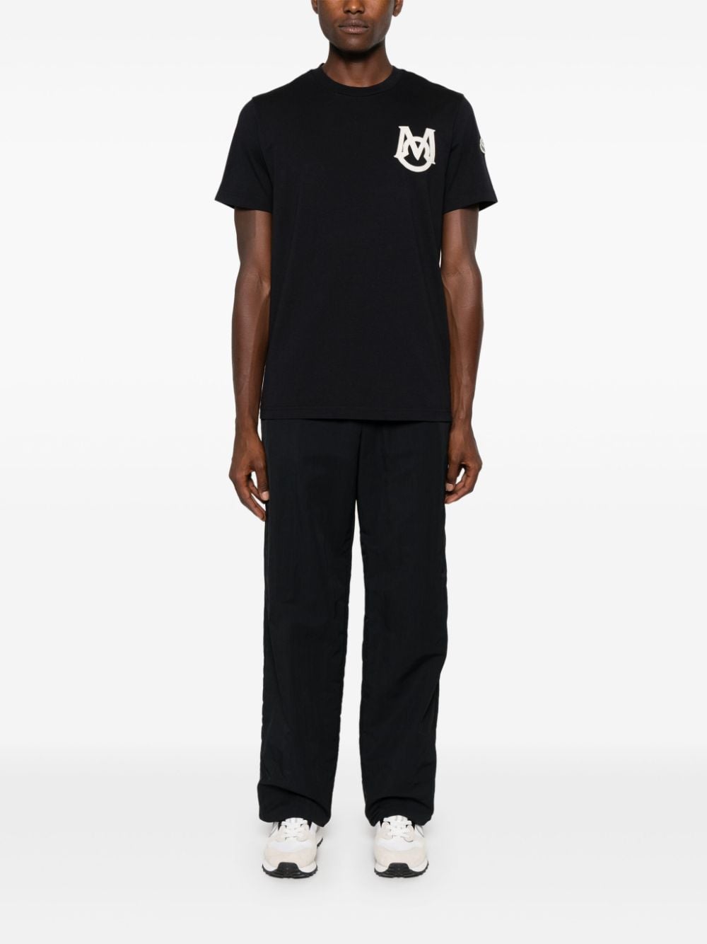 Moncler Katoenen T-shirt met logopatch - Zwart