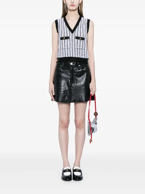 CHANEL Pre-Owned 1997 V-neck Bouclé Vest - Farfetch 