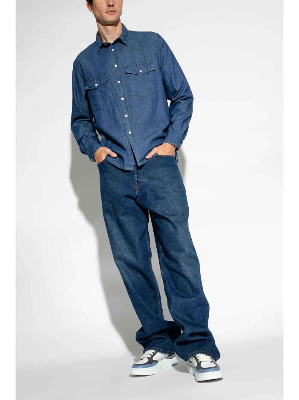 ALEXANDER MCQUEEN OVERSIZED SNEAKERS