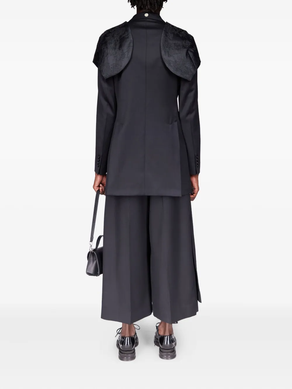 Simone Rocha Jack met dubbele rij knopen en cape Zwart