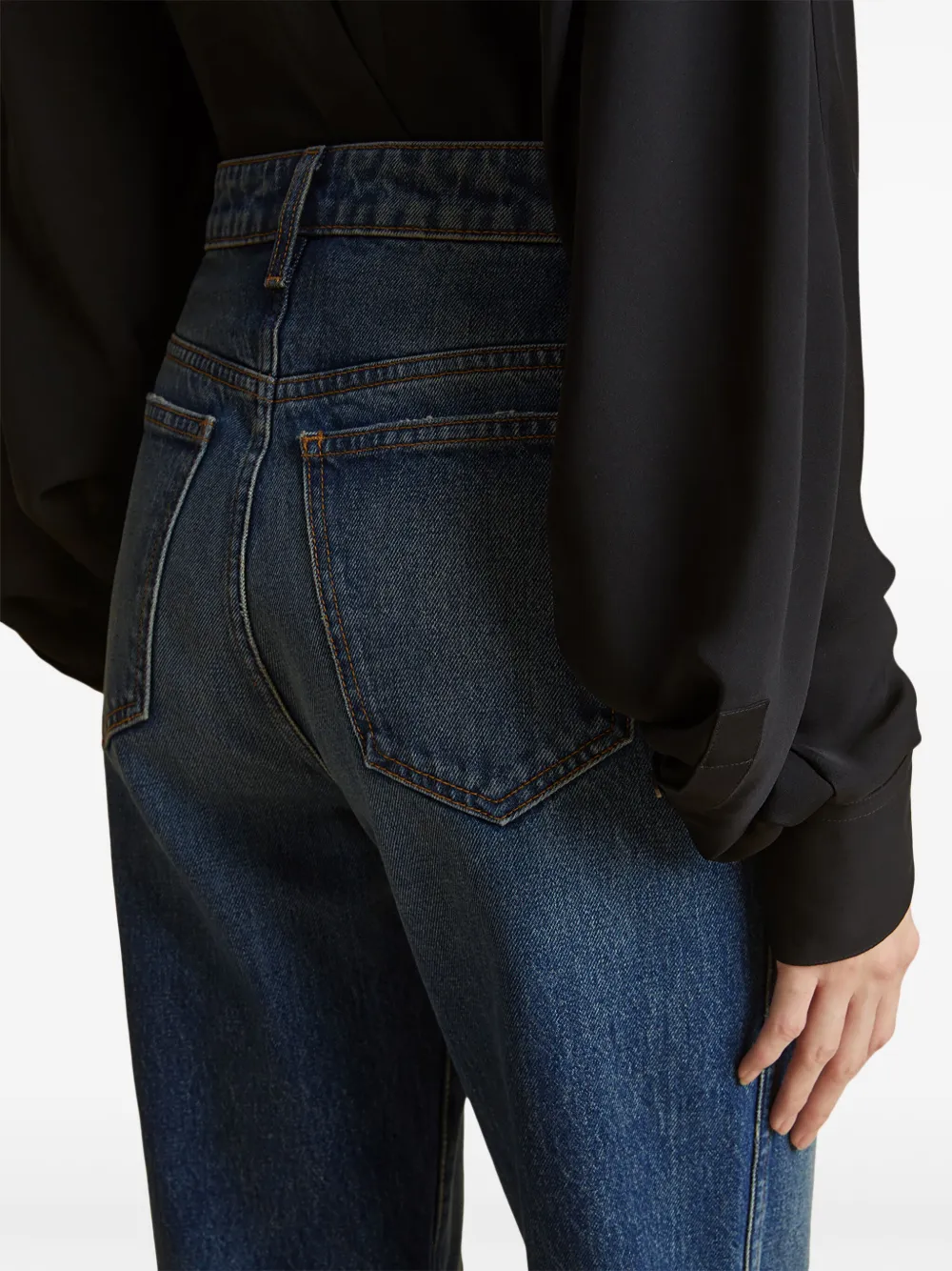 【関税込み】KHAITE ブルー Abigail ストレッチ ジーンズ Abigail Stretch Jean in Bryce – KHAITE