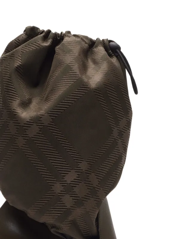 BURBERRY ファーポンチョ ba74d91f5051aa3e5083aa282a0ba6