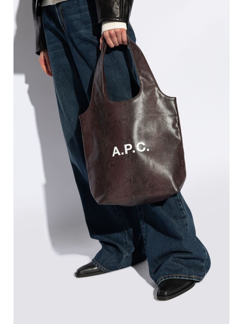 A.P.C. Ninon tote bag - Bruin