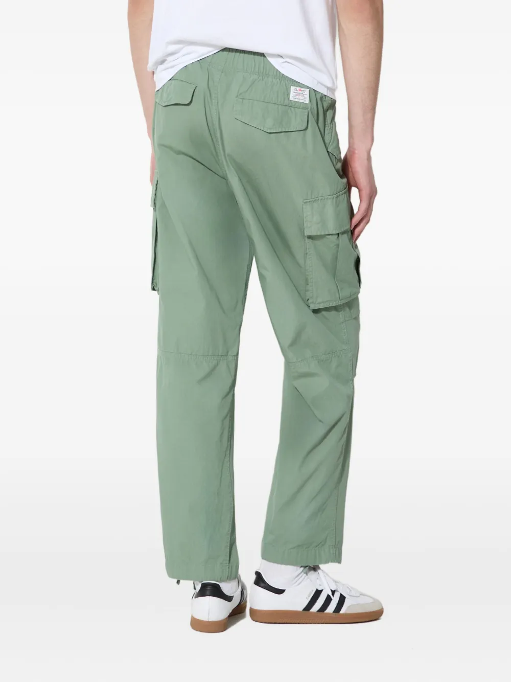 This Is Never That Broek met cargo zak Groen