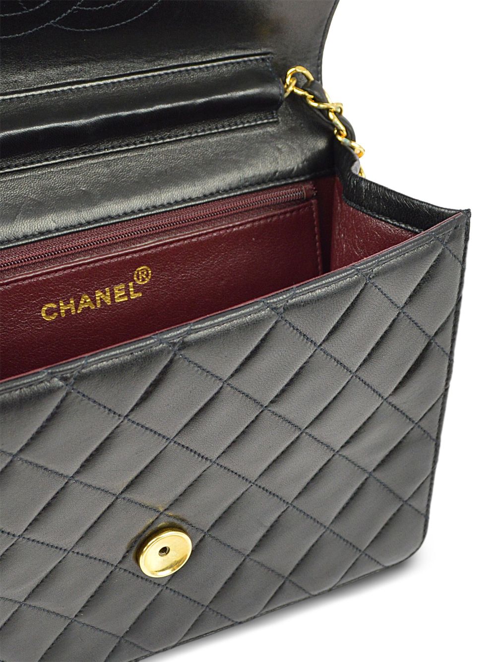 Affordable HOT SALE CHANEL 1997 diamond-quilted shoulder bag Women