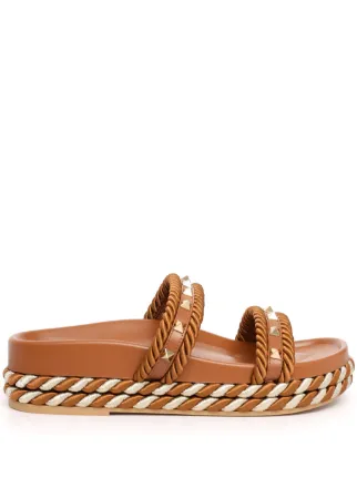 Valentino Garavani ロックスタッズ レザーサンダル | ブラウン Valentino Garavani ロックスタッズ レザーサンダル | ブラウン