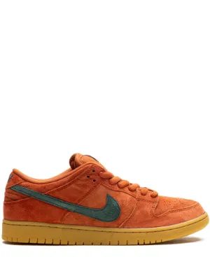 Nike SB Dunk Low スニーカー | オレンジ | FARFETCH JP