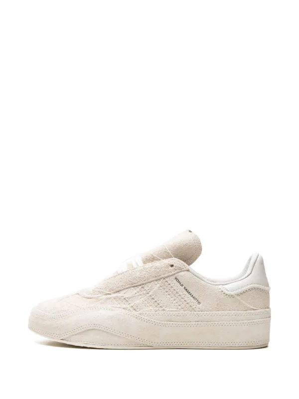 Gazelle all white best sale