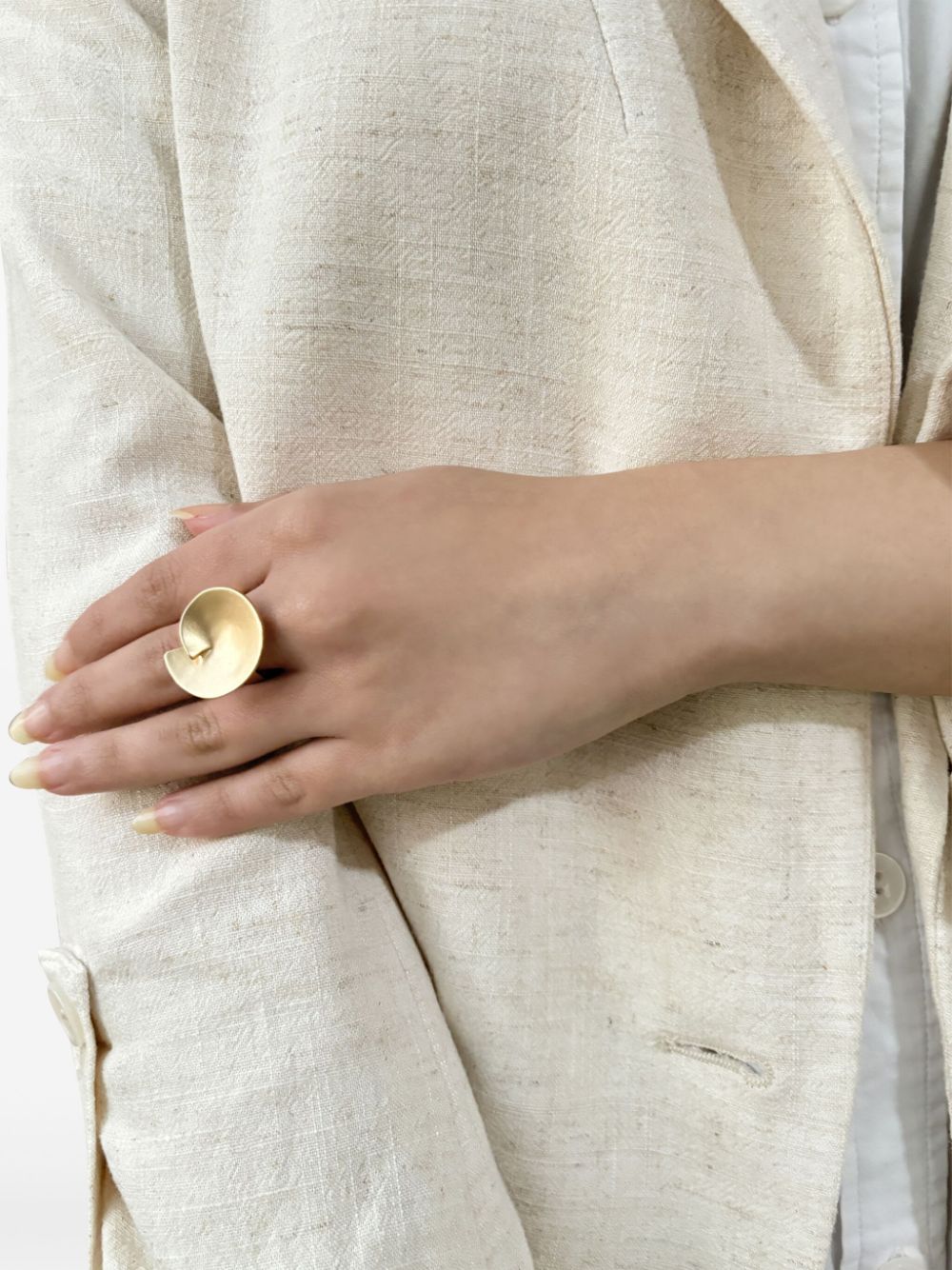 Shop Hzmer Jewelry Asymmetric Ring In Gold