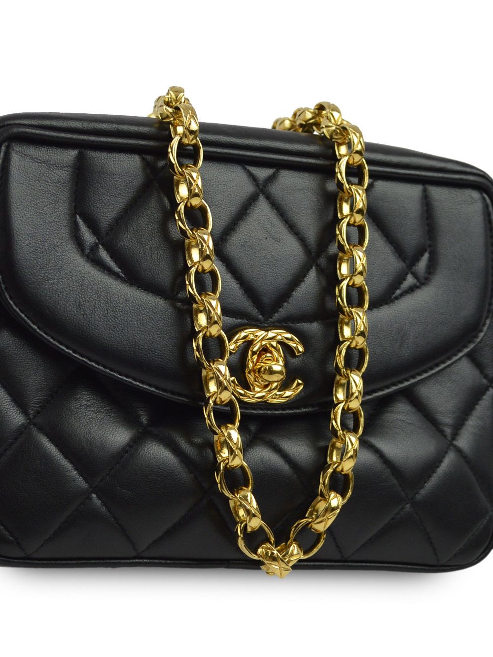 CHANEL 1992 diamond-quilted tassel-detailed camera bag Women