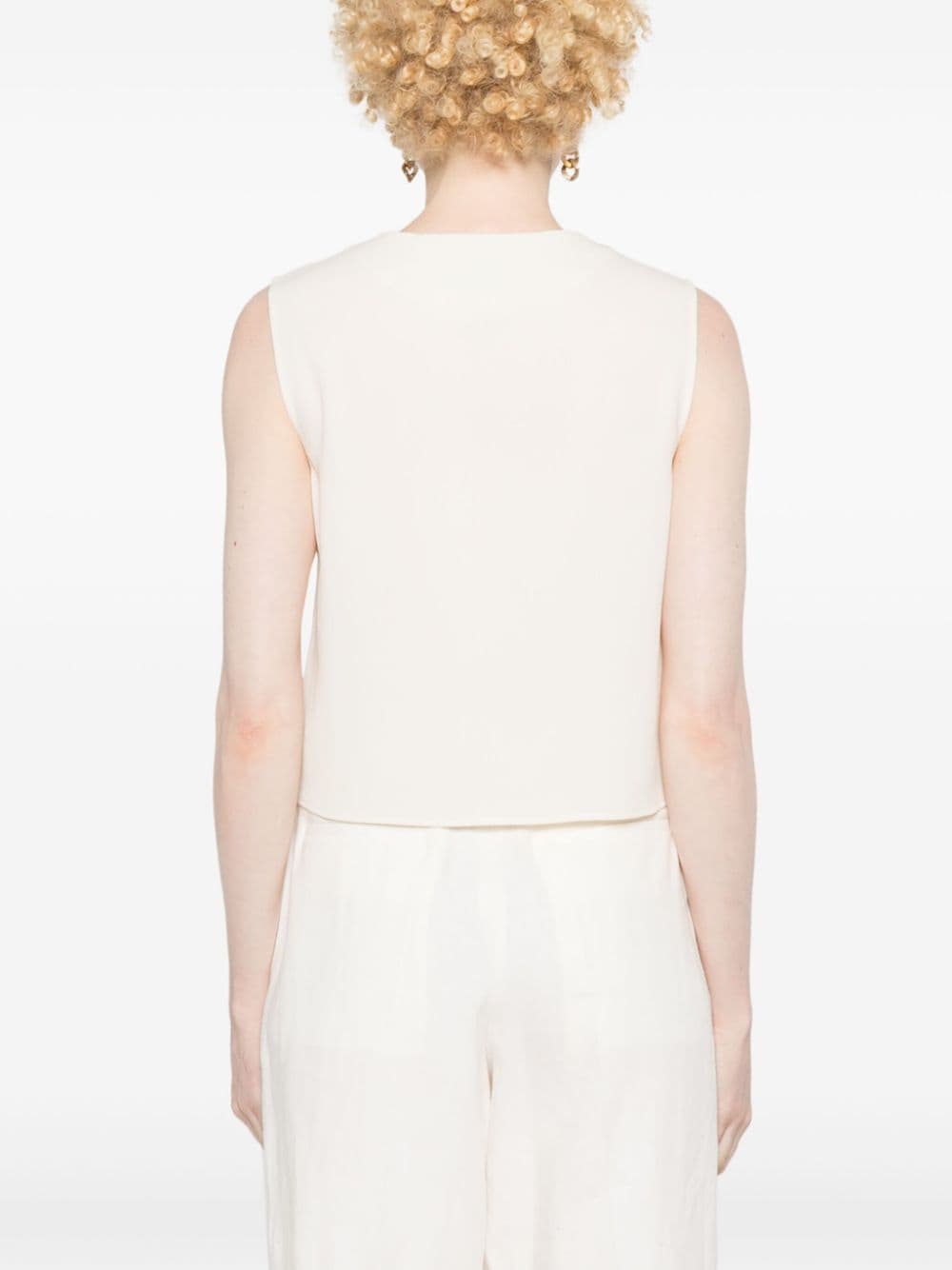 Shop Theory Round-neck Crepe Top In Weiss