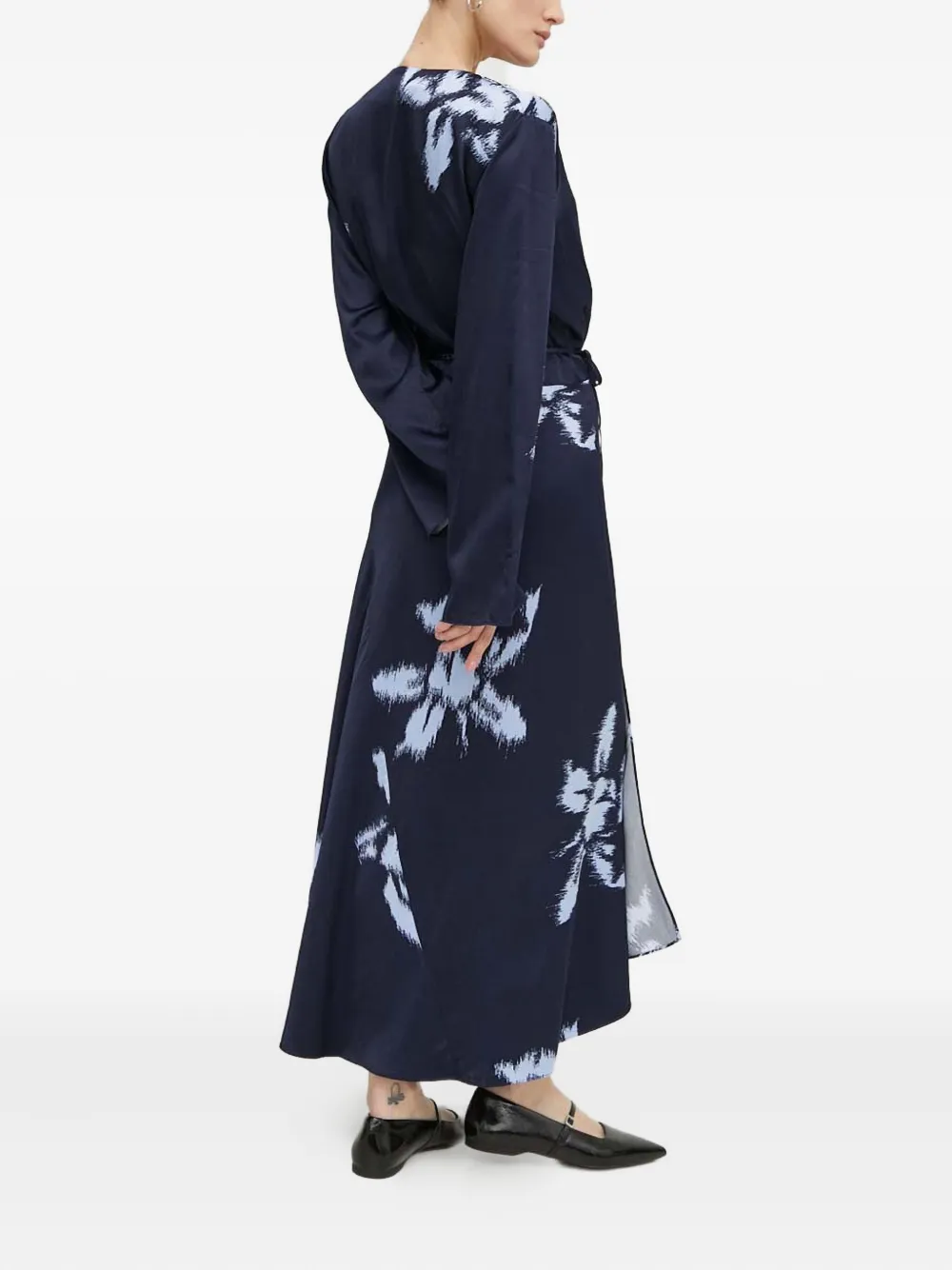 SAMSOE SAMSOE Midi-jurk met bloemenprint en gestrikte hals - Blauw